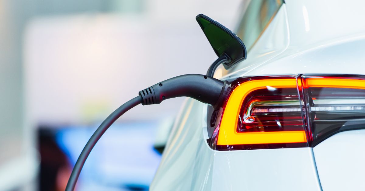 Motoristas de app trocam carros a combustao por eletricos e ampliam lucro